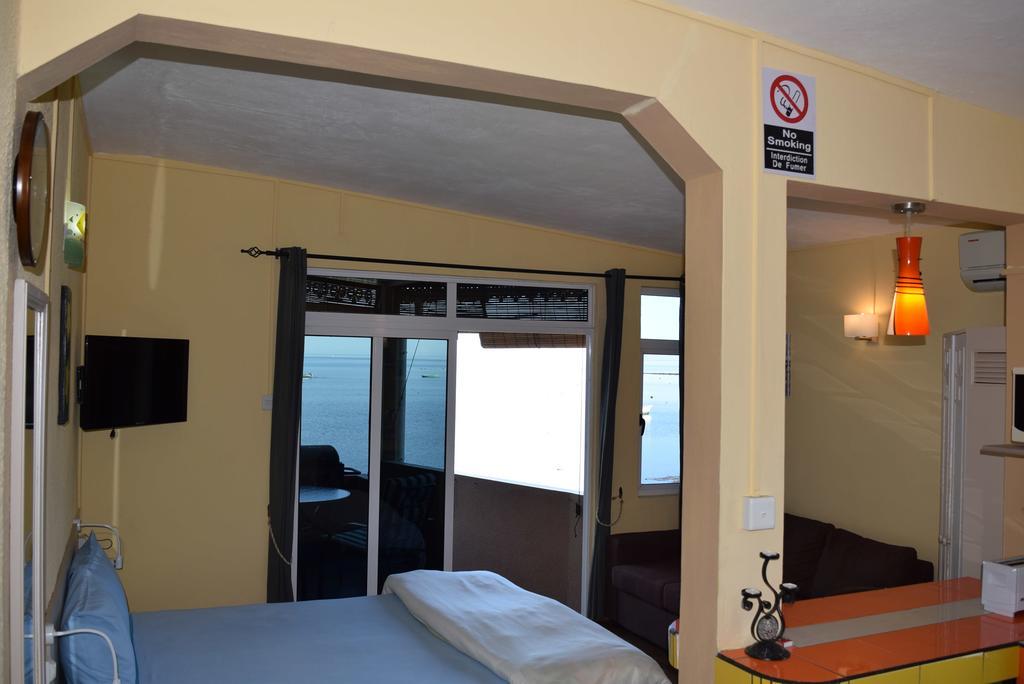 Baywatch Apartment La Gaulette Exterior foto